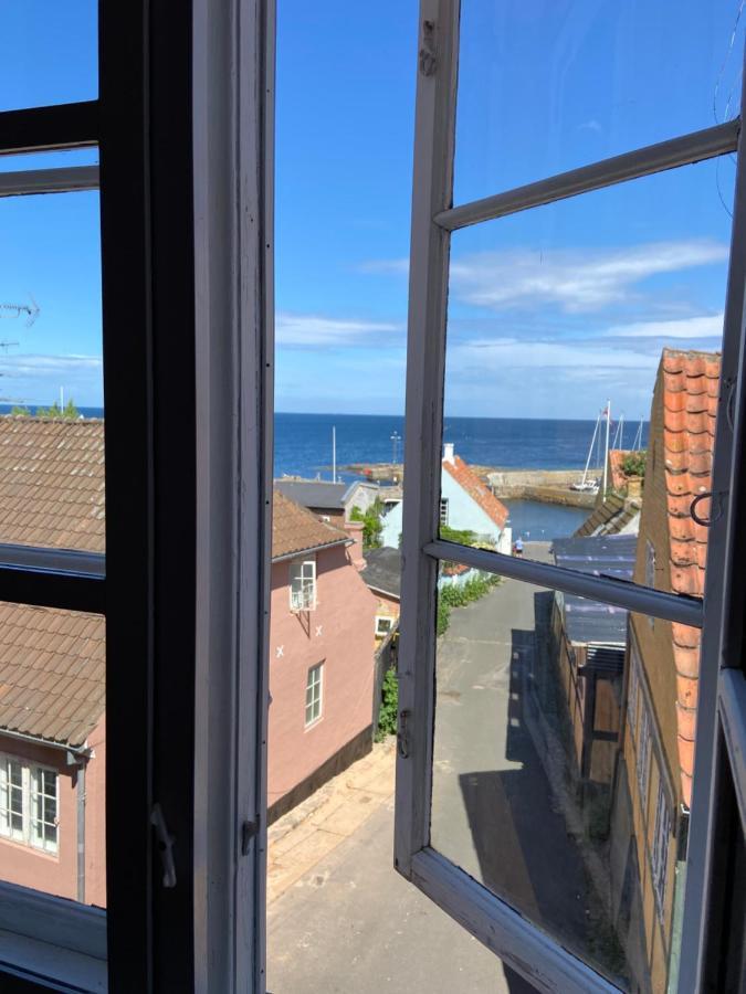 Jantzens Hotel Gudhjem Luaran gambar