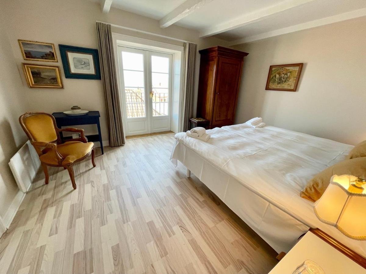 Jantzens Hotel Gudhjem Luaran gambar